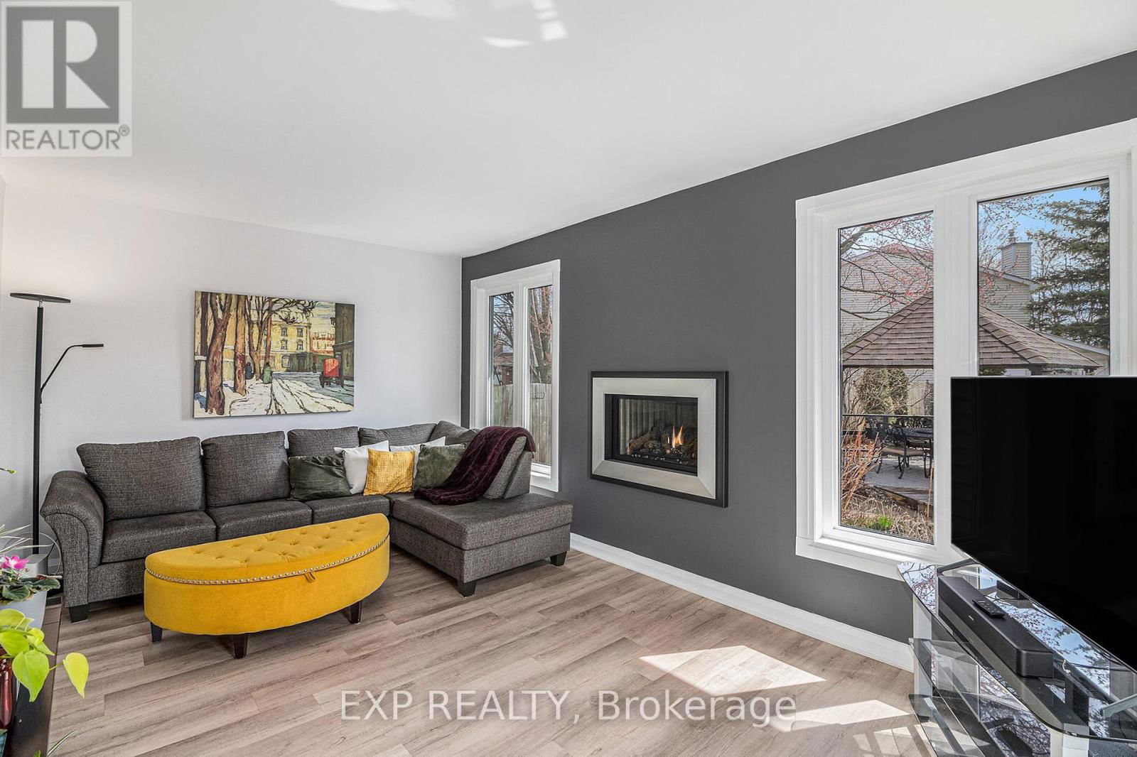 374 MOCKINGBIRD DRIVE Image 12