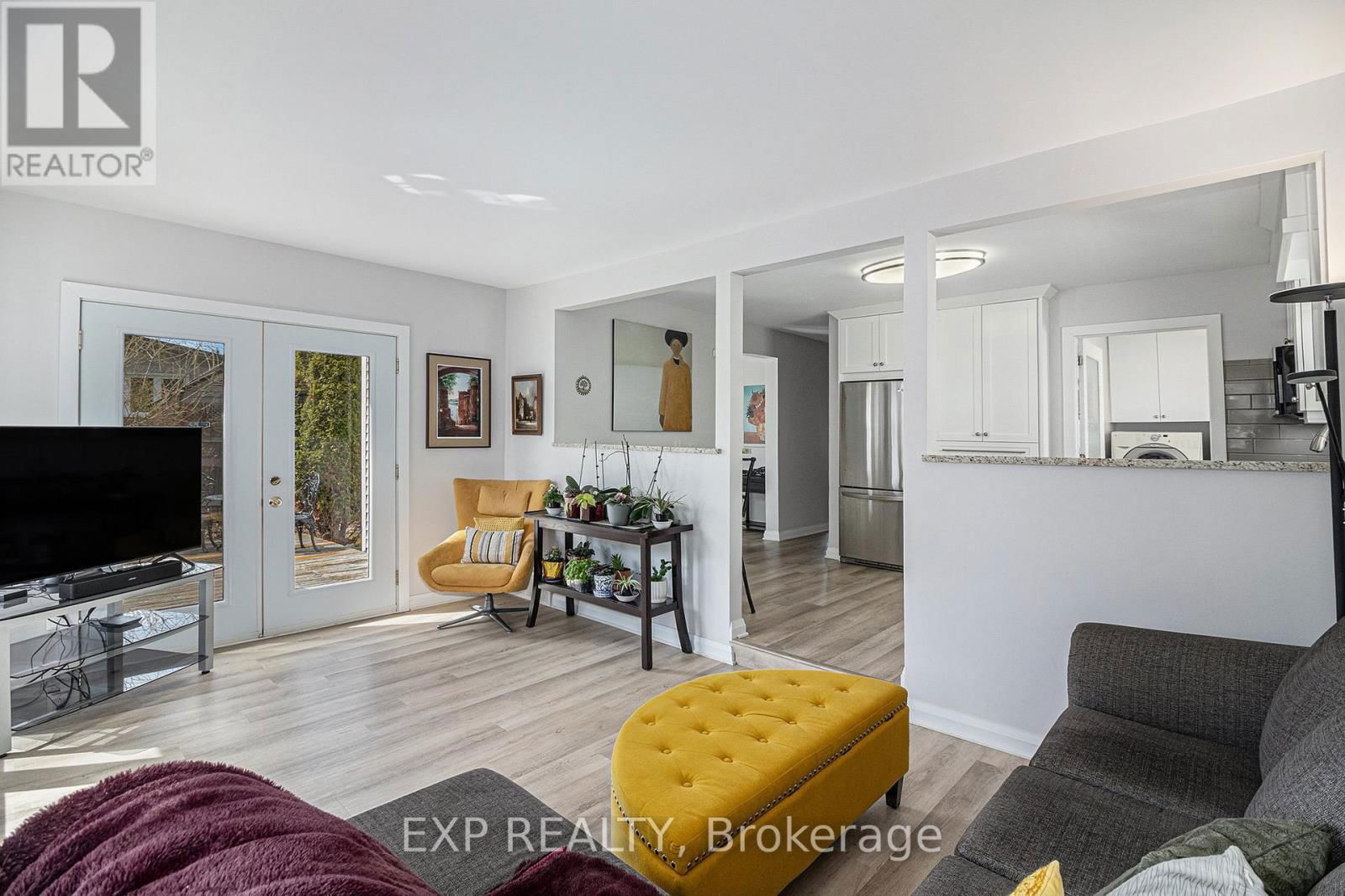 374 MOCKINGBIRD DRIVE Image 13