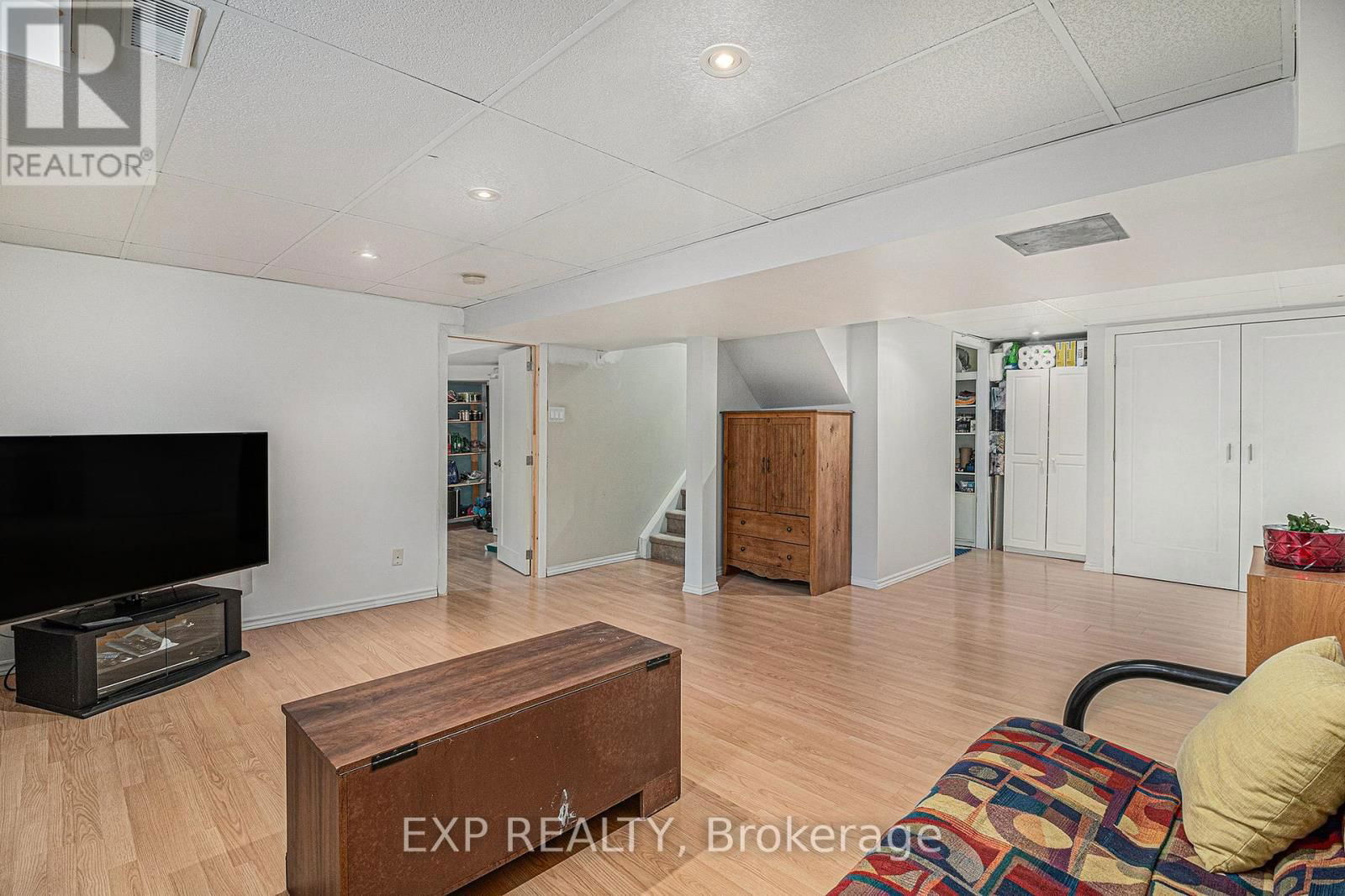 374 MOCKINGBIRD DRIVE Image 24