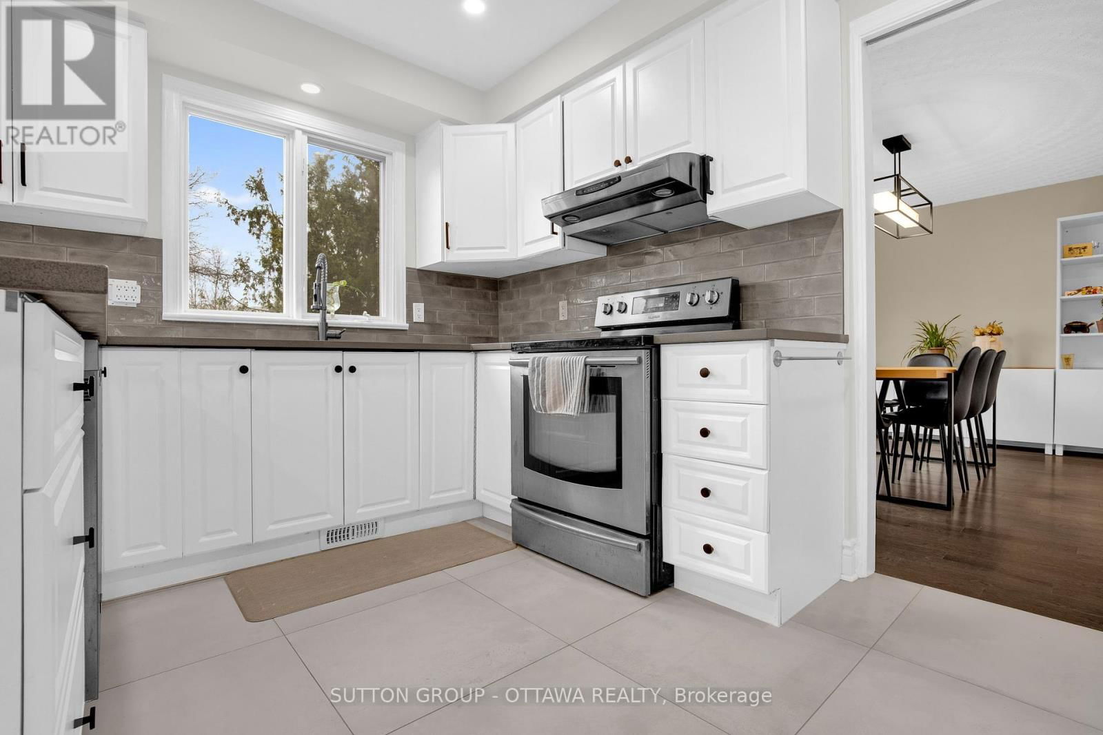 13 WEATHERWOOD CRESCENT Image 20