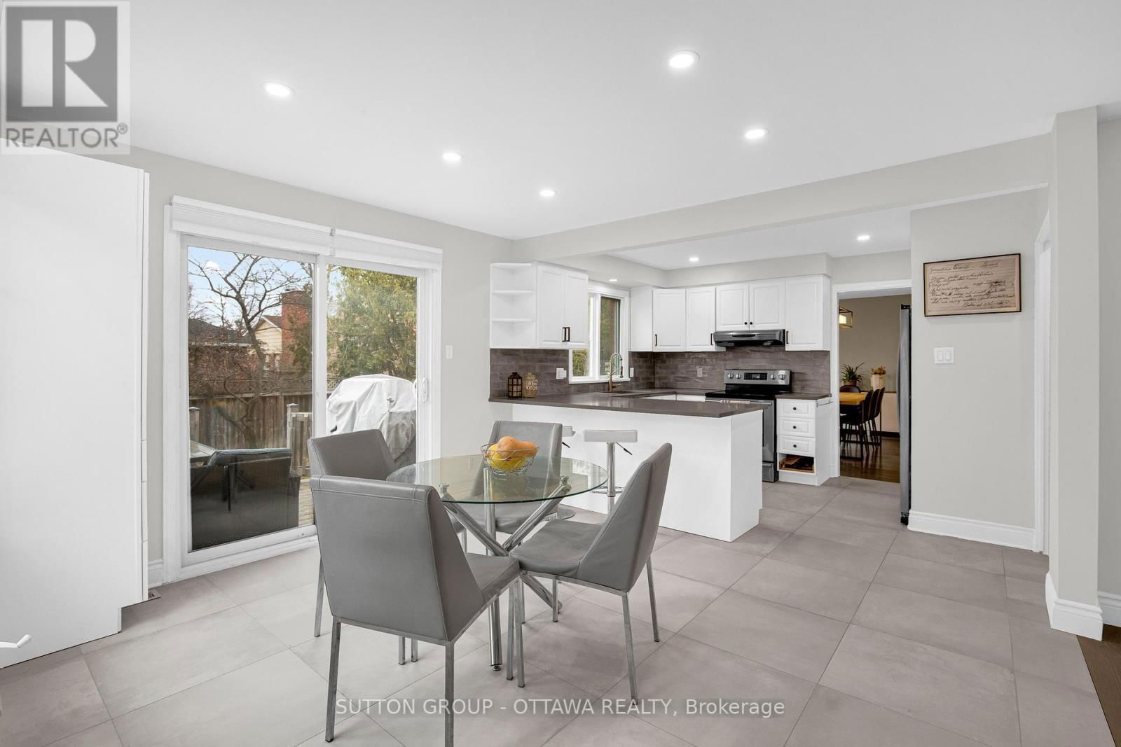 13 WEATHERWOOD CRESCENT Image 22