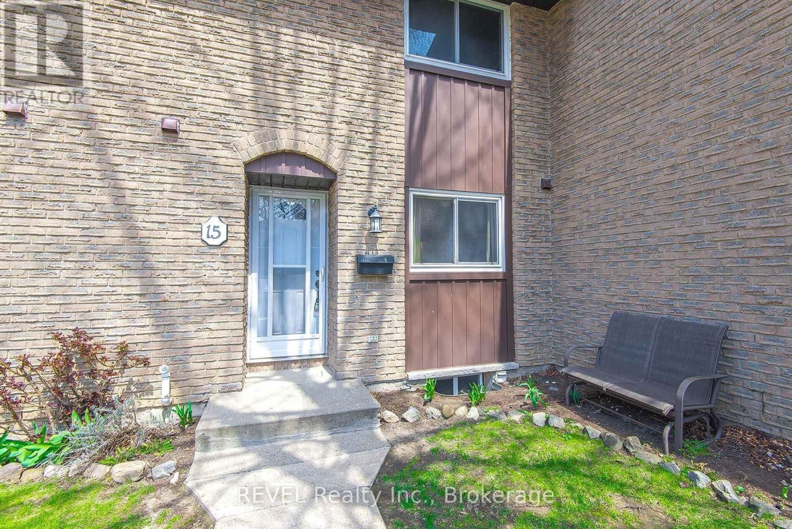 15 - 151 LINWELL ROAD Image 3