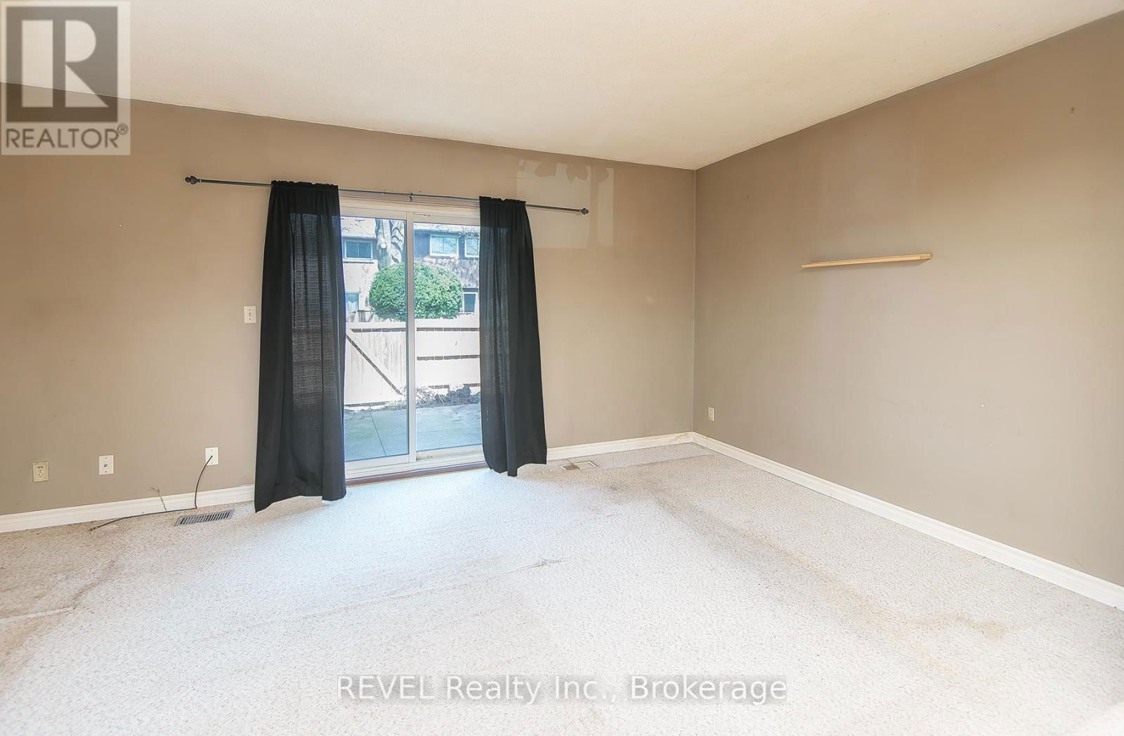 15 - 151 LINWELL ROAD Image 7