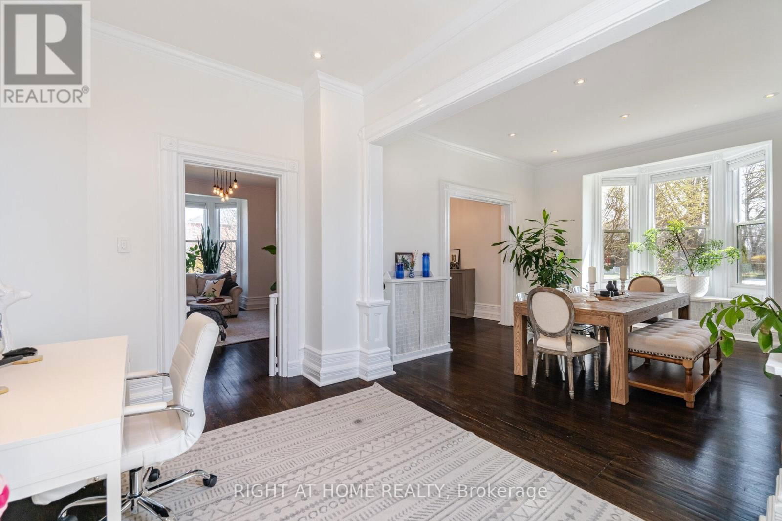 82 GLENMORRIS STREET Image 11
