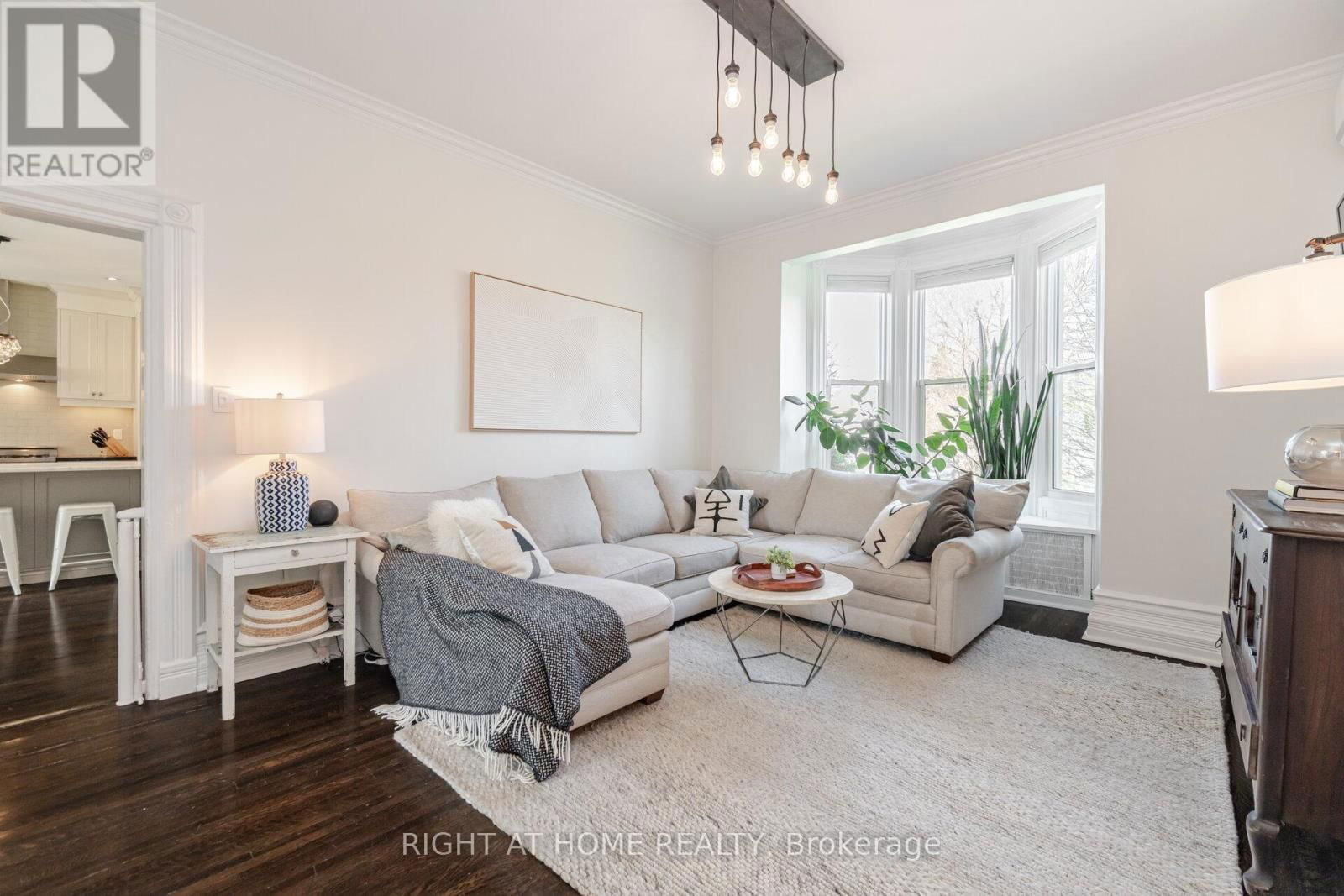 82 GLENMORRIS STREET Image 13