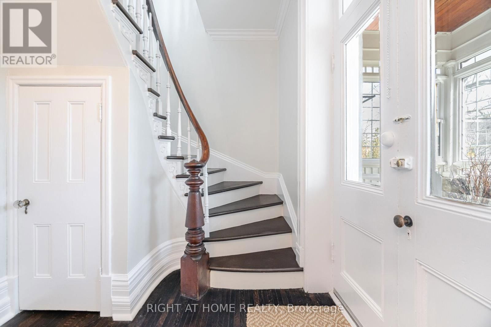 82 GLENMORRIS STREET Image 23