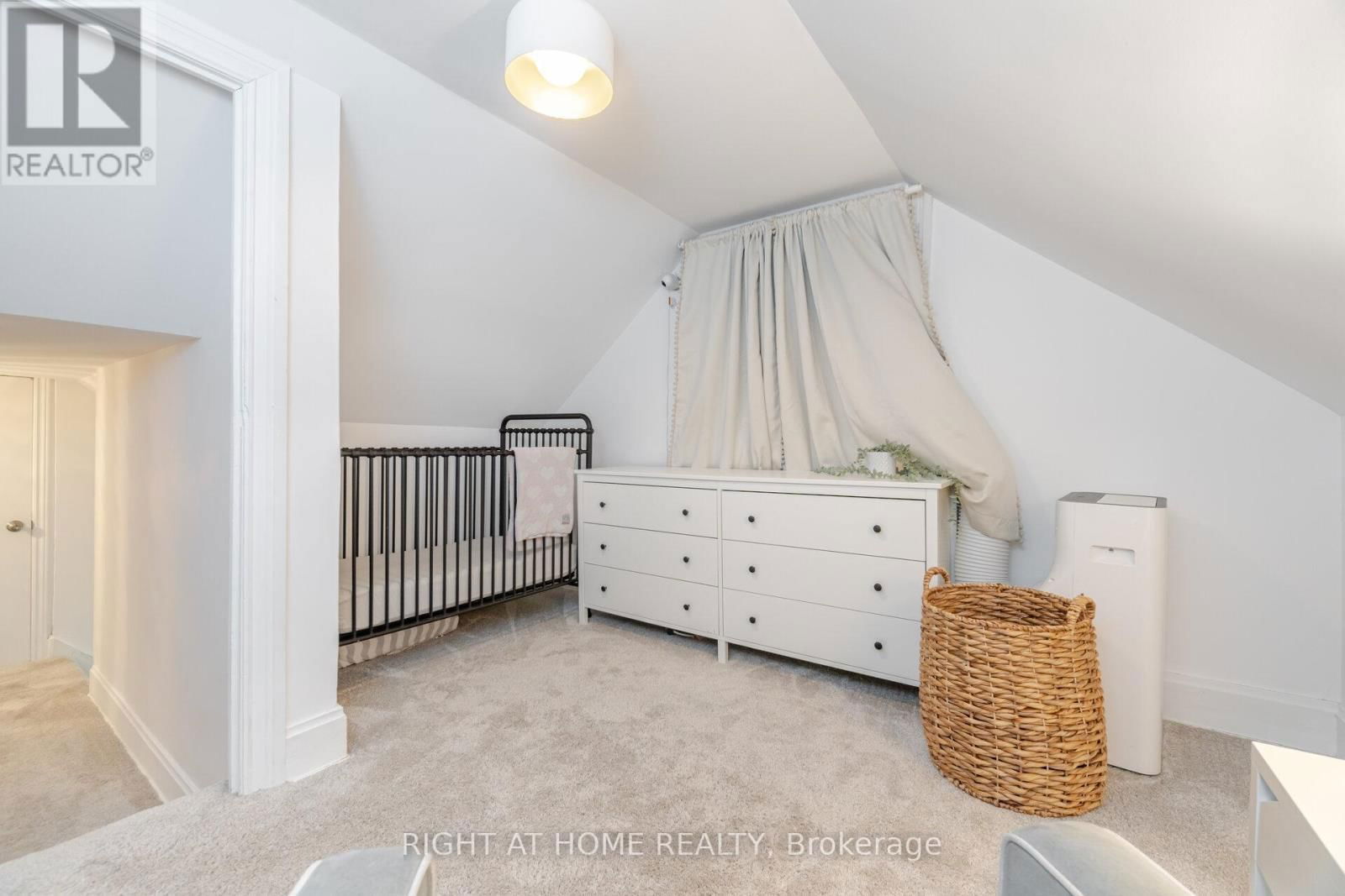 82 GLENMORRIS STREET Image 33