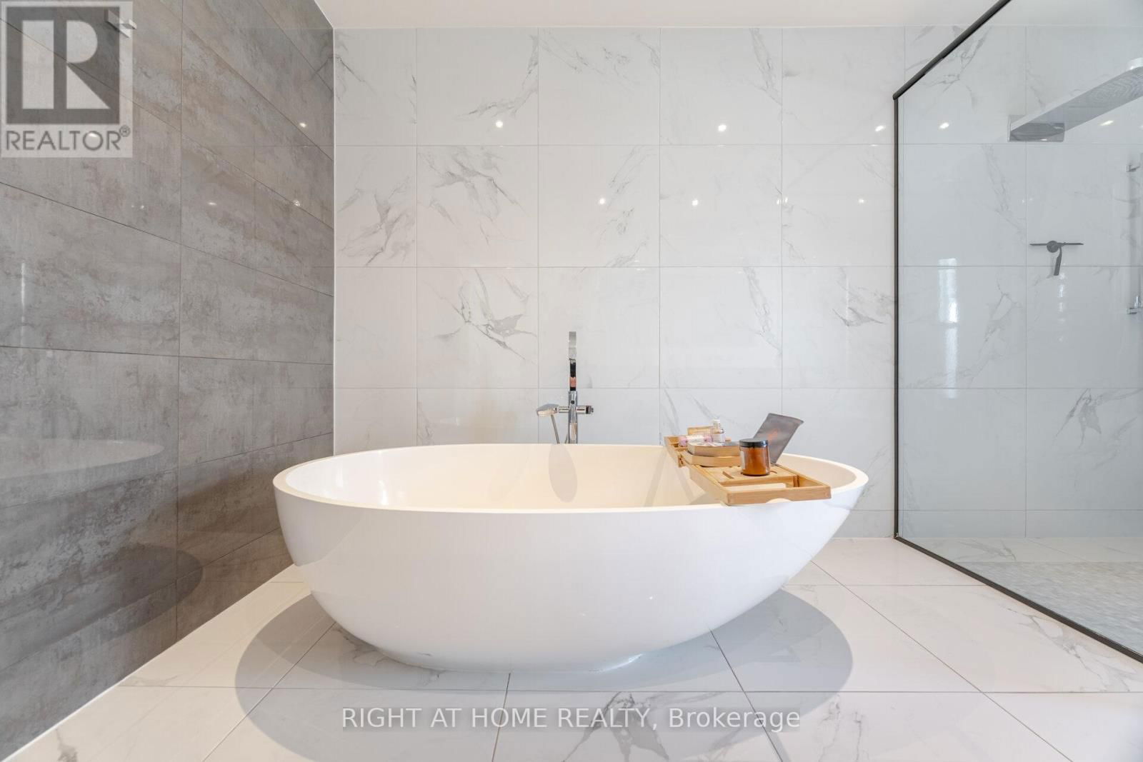 82 GLENMORRIS STREET Image 39