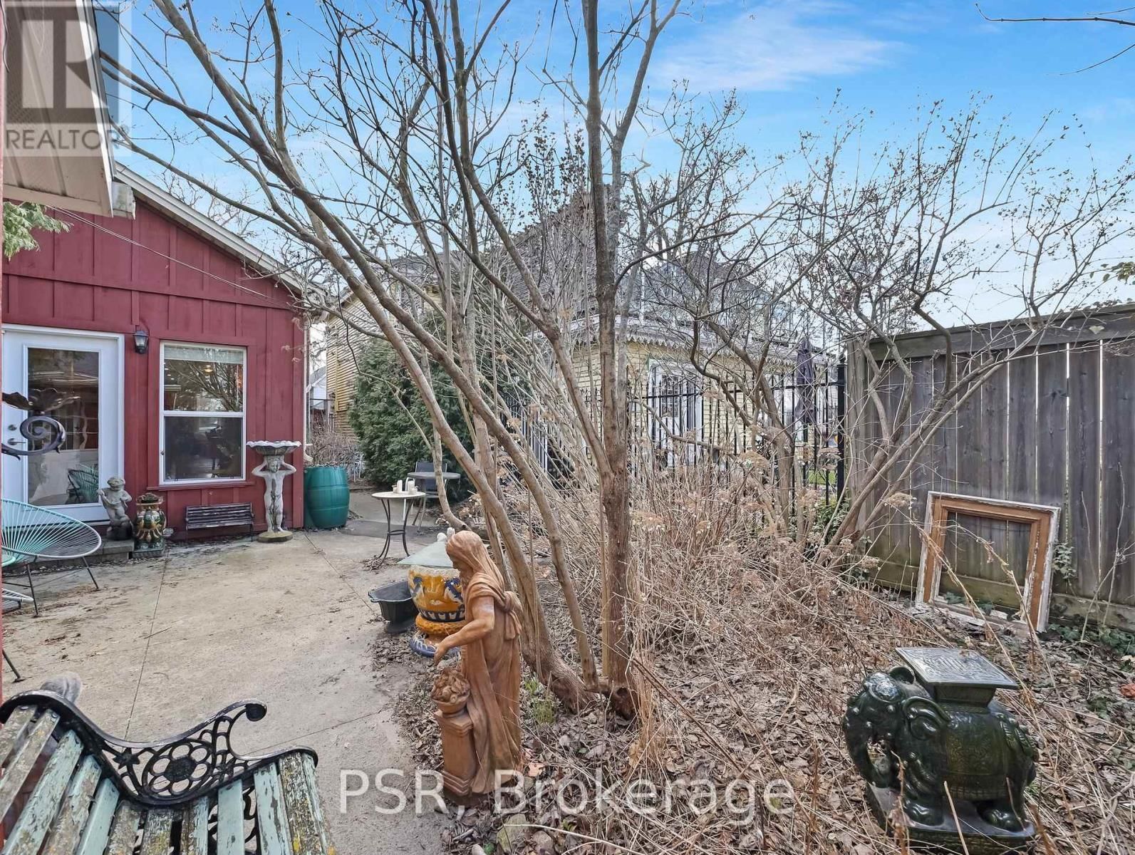 80 FERRIE STREET WEST Image 29