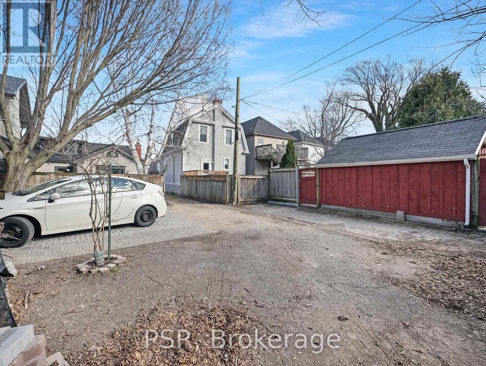 80 FERRIE STREET WEST Image 32