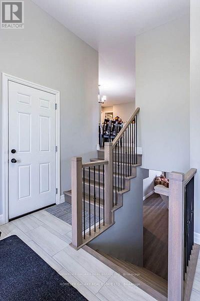 43 CEDAR PARK CRESCENT Image 15