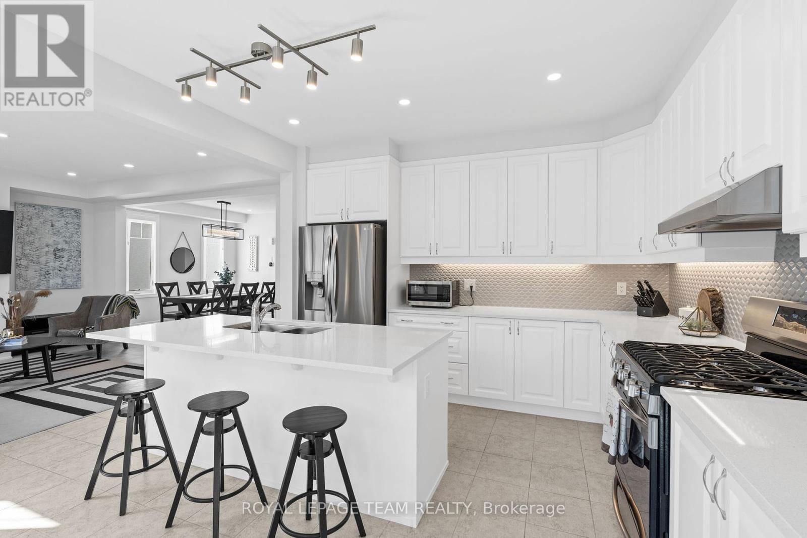 673 RYE GRASS WAY Image 11