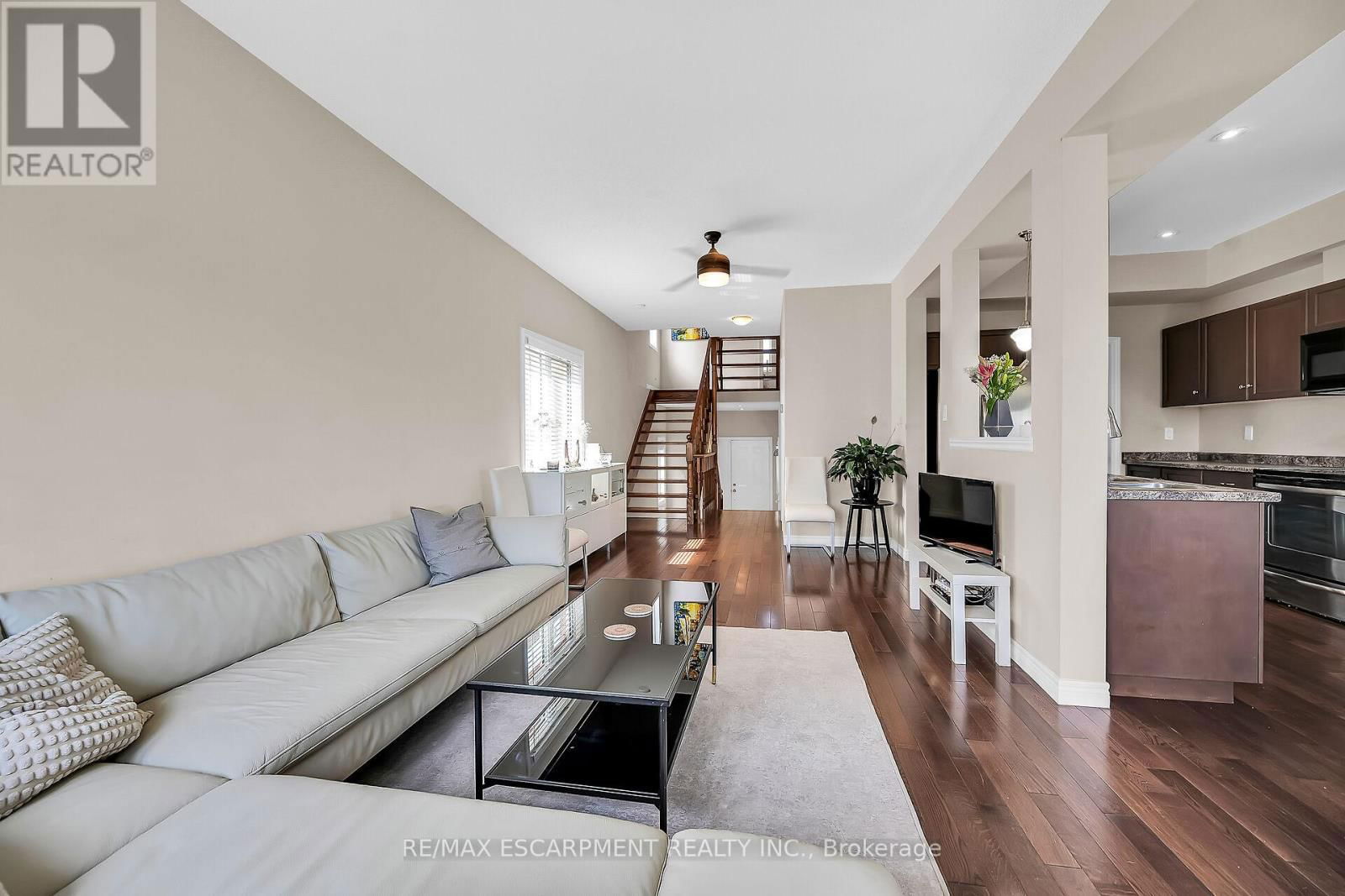 78 MYERS LANE Image 12
