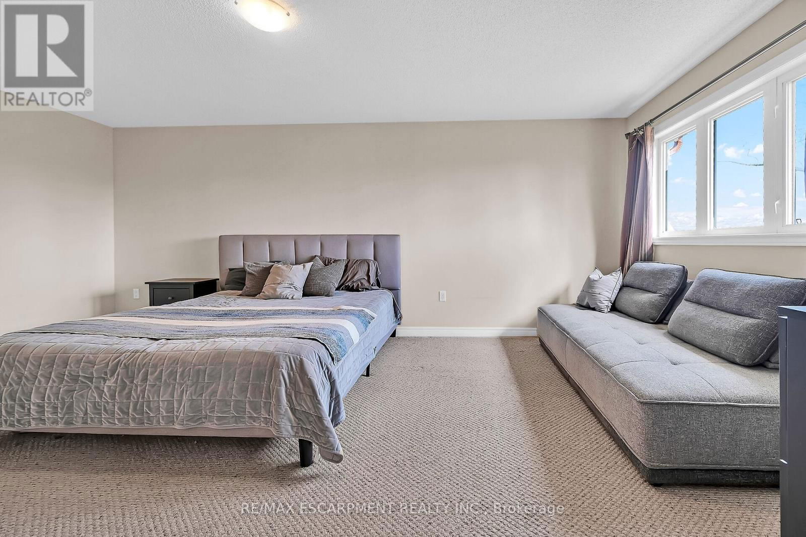 78 MYERS LANE Image 33