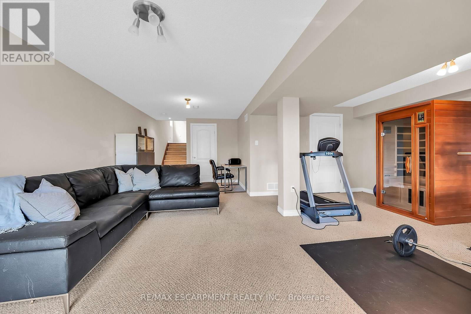 78 MYERS LANE Image 41
