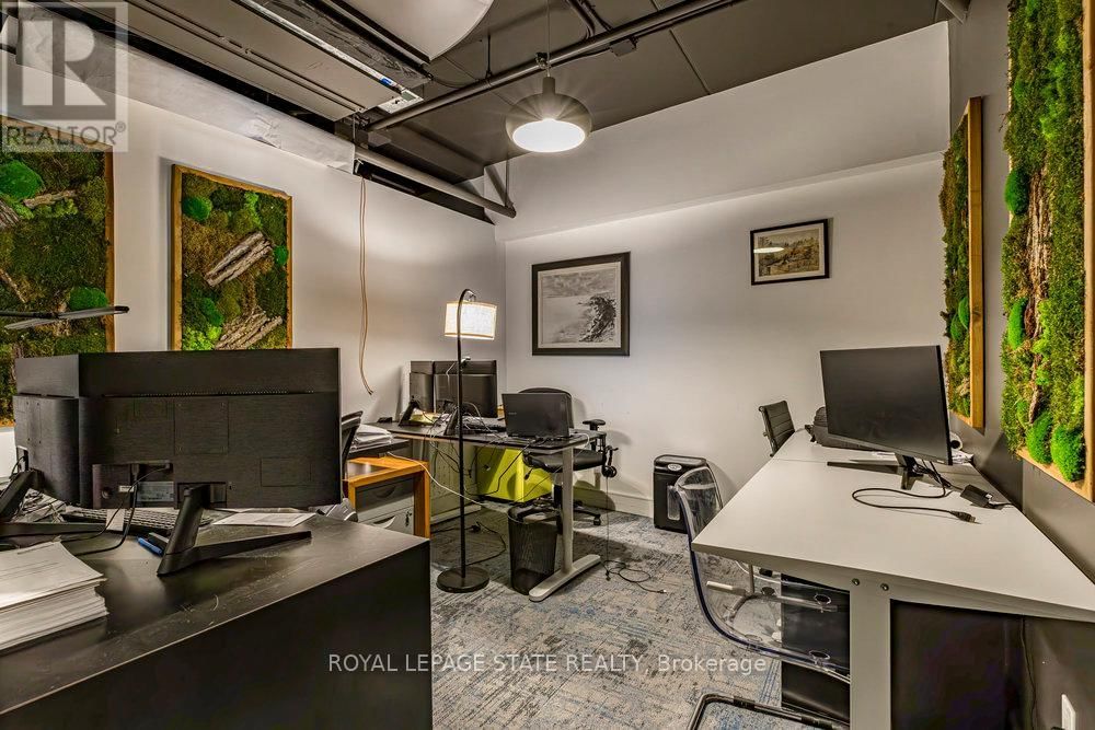 201 - 181 JAMES STREET NORTH Image 15