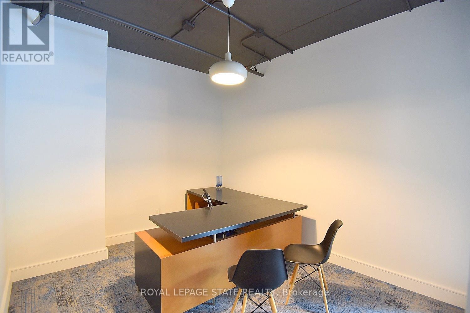 201 - 181 JAMES STREET NORTH Image 24