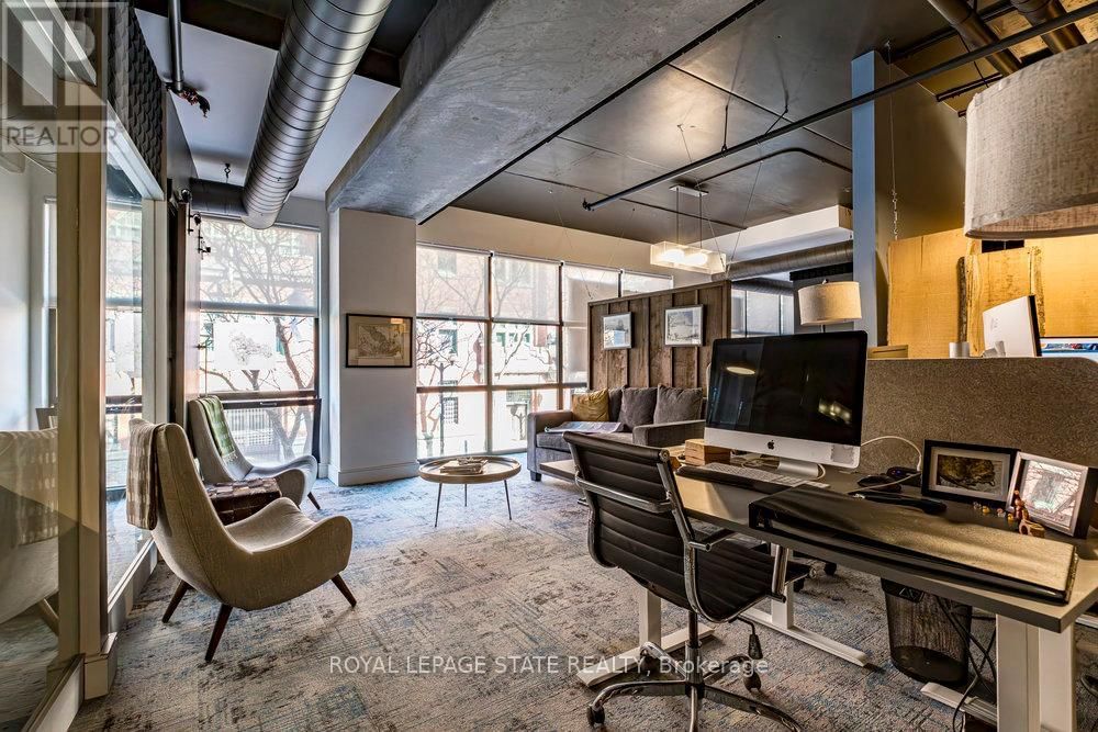 201 - 181 JAMES STREET NORTH Image 25