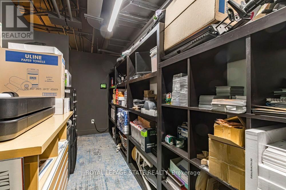 201 - 181 JAMES STREET NORTH Image 44
