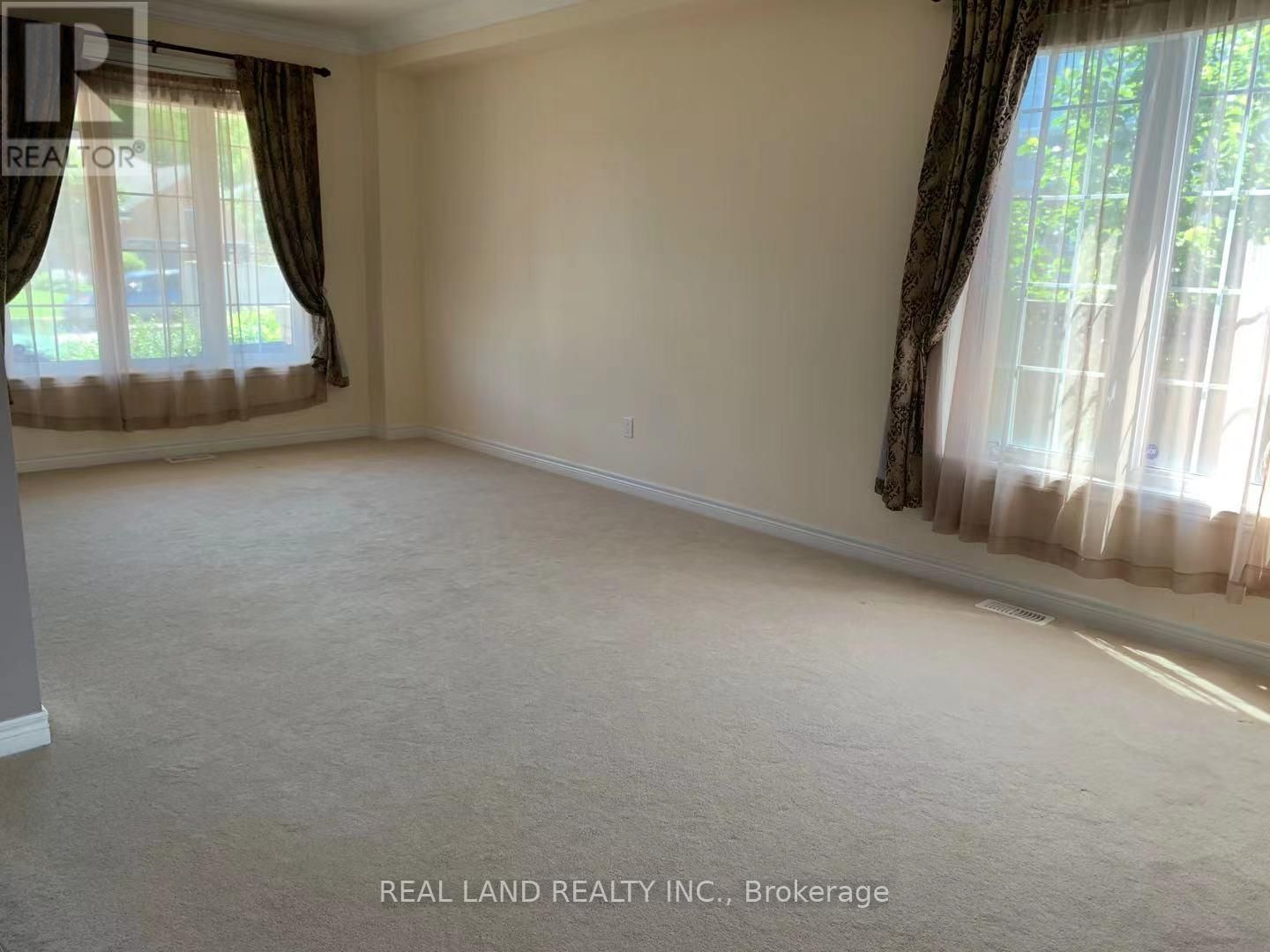 6393 ST. MICHAEL AVENUE Image 14