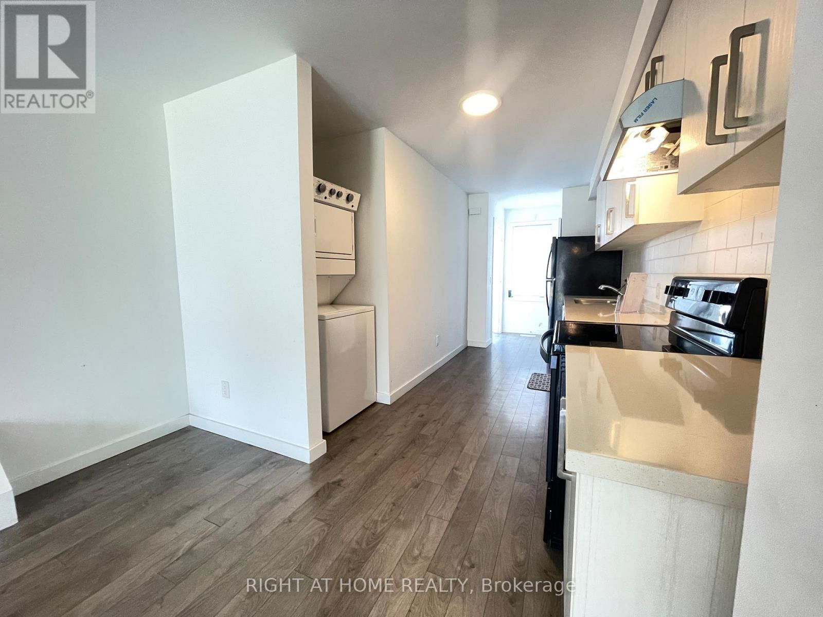 400 ALBERTA STREET Image 15