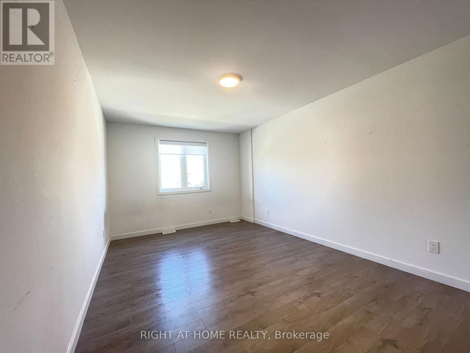 400 ALBERTA STREET Image 22