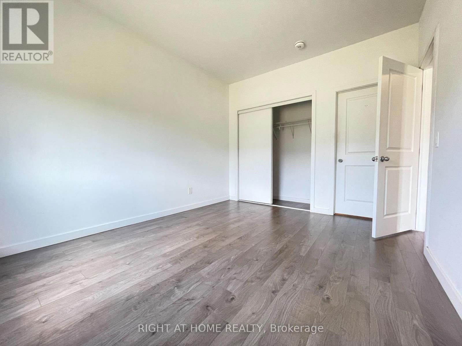 400 ALBERTA STREET Image 38