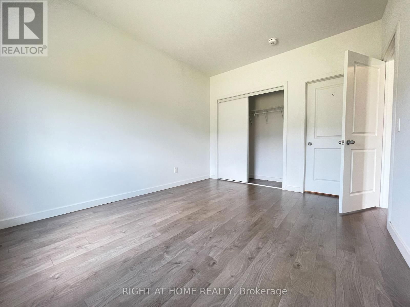 400 ALBERTA STREET Image 39