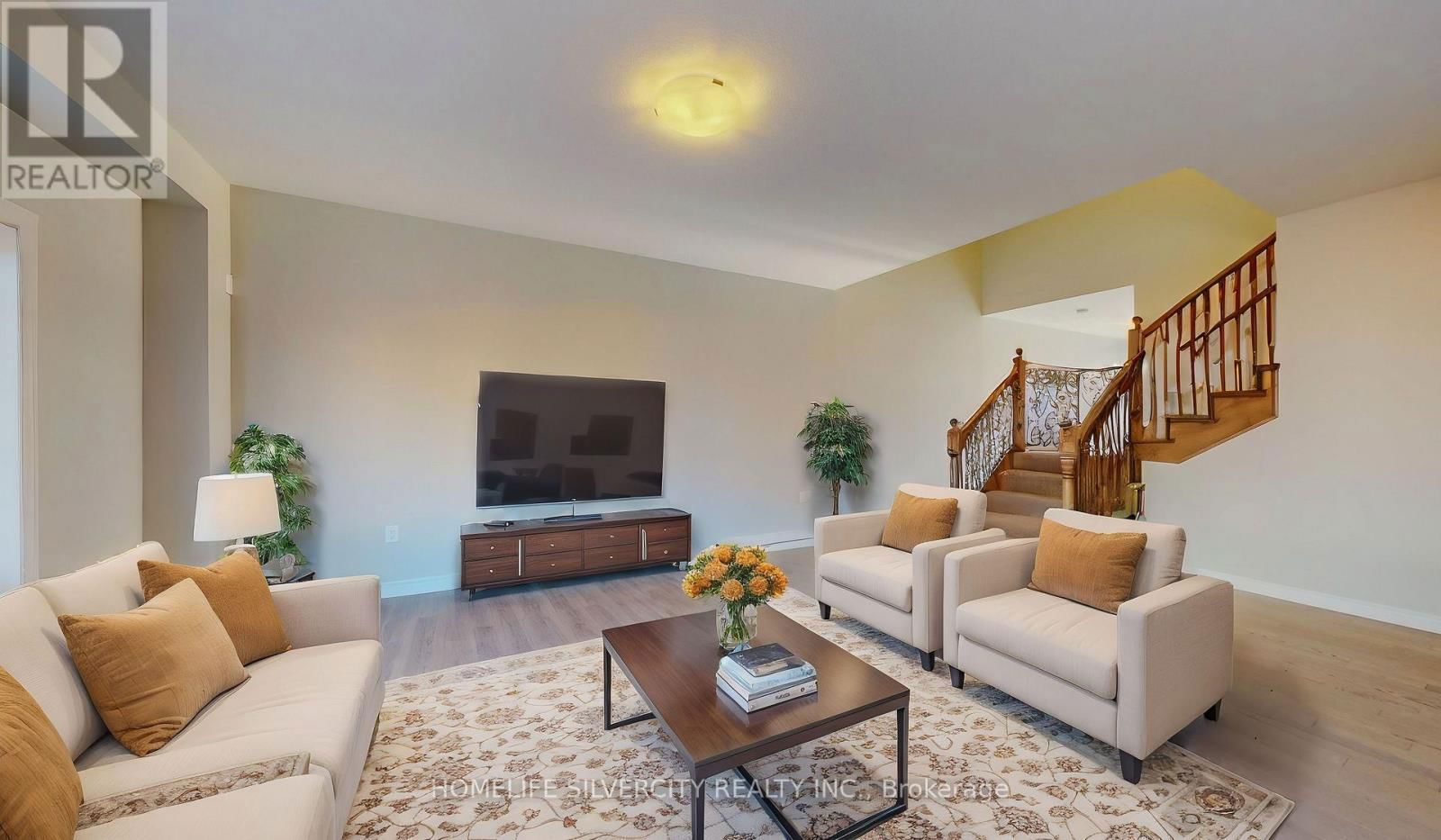 28 HOLDER DRIVE Image 10