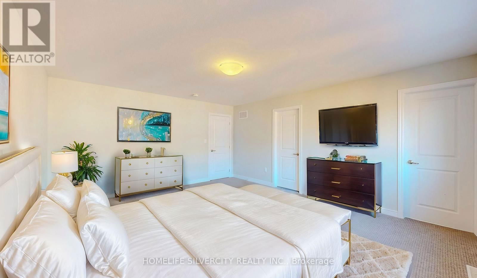 28 HOLDER DRIVE Image 12