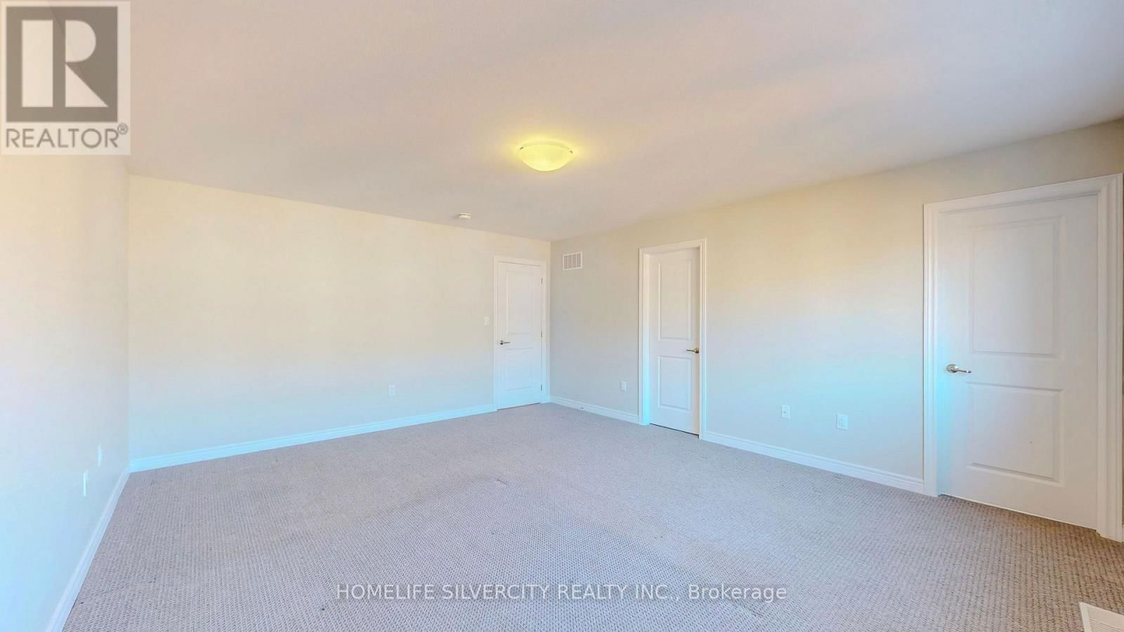 28 HOLDER DRIVE Image 13