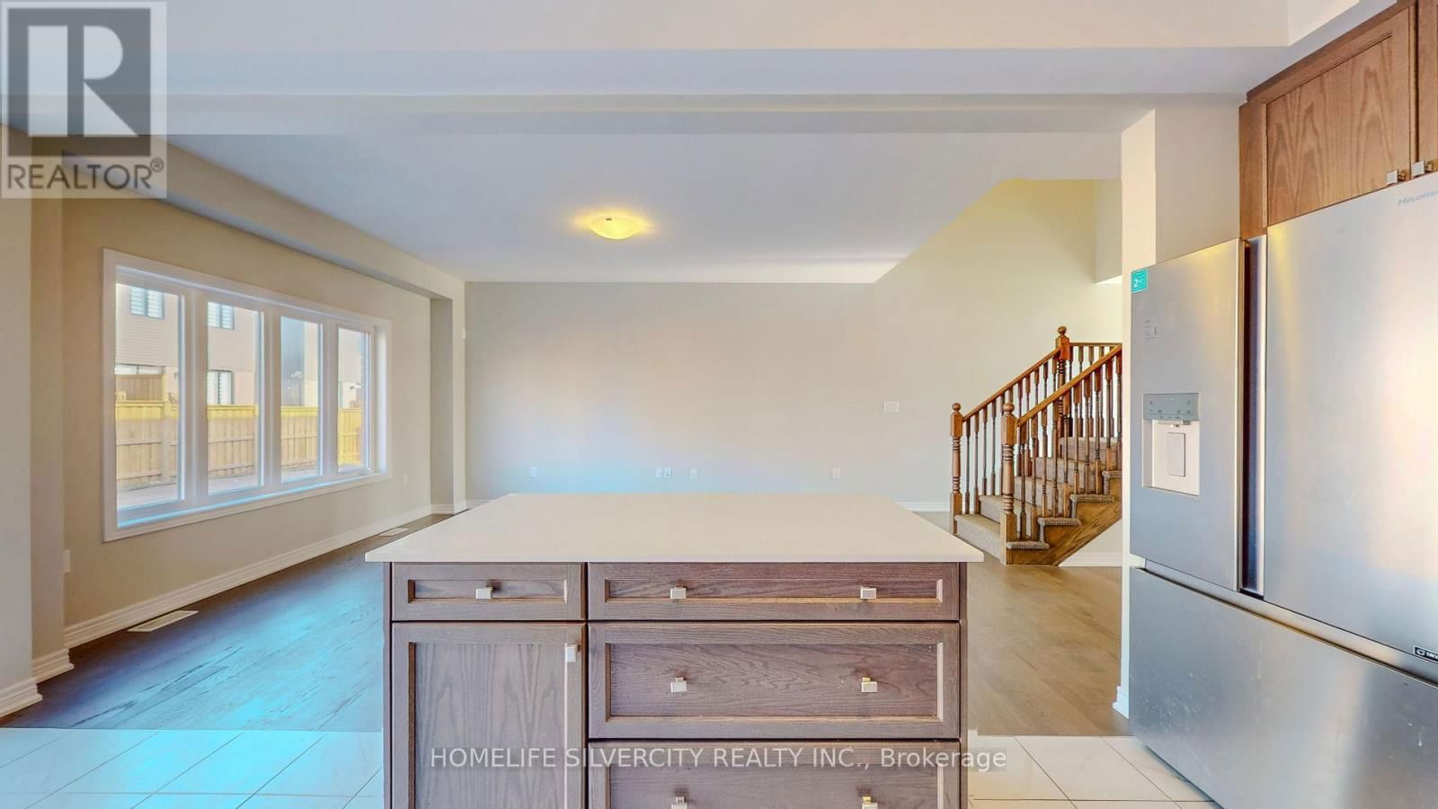 28 HOLDER DRIVE Image 6