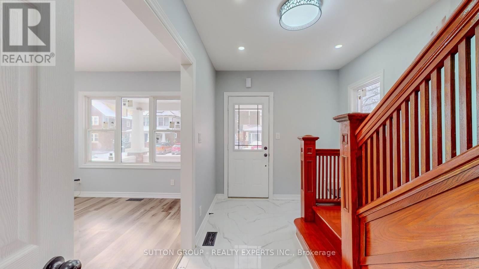 4357 SENECA STREET Image 4
