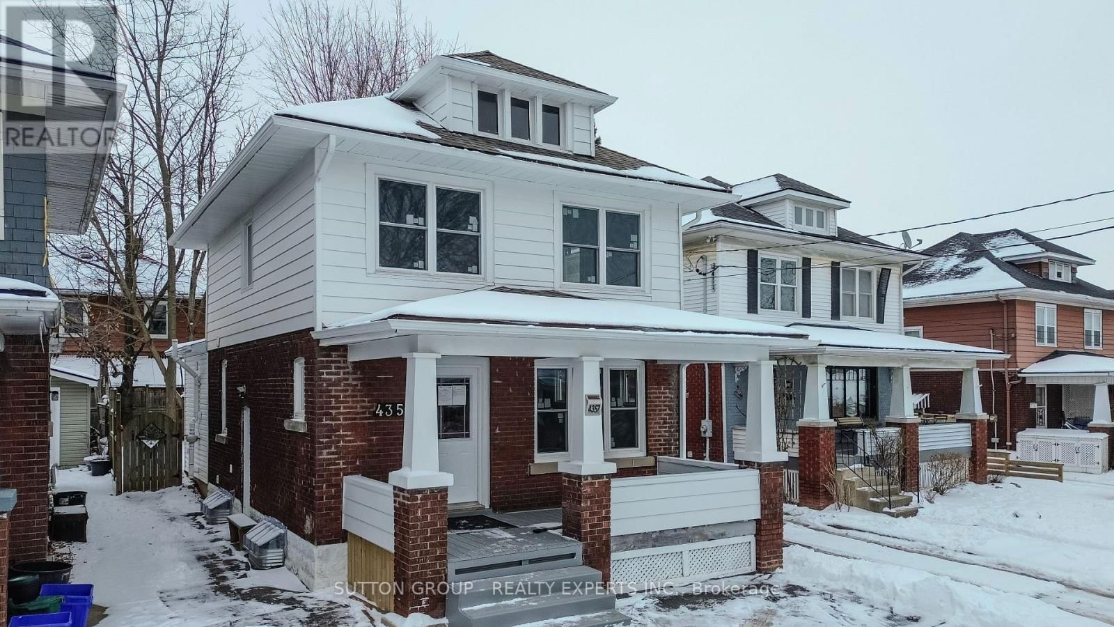 4357 SENECA STREET Image 46