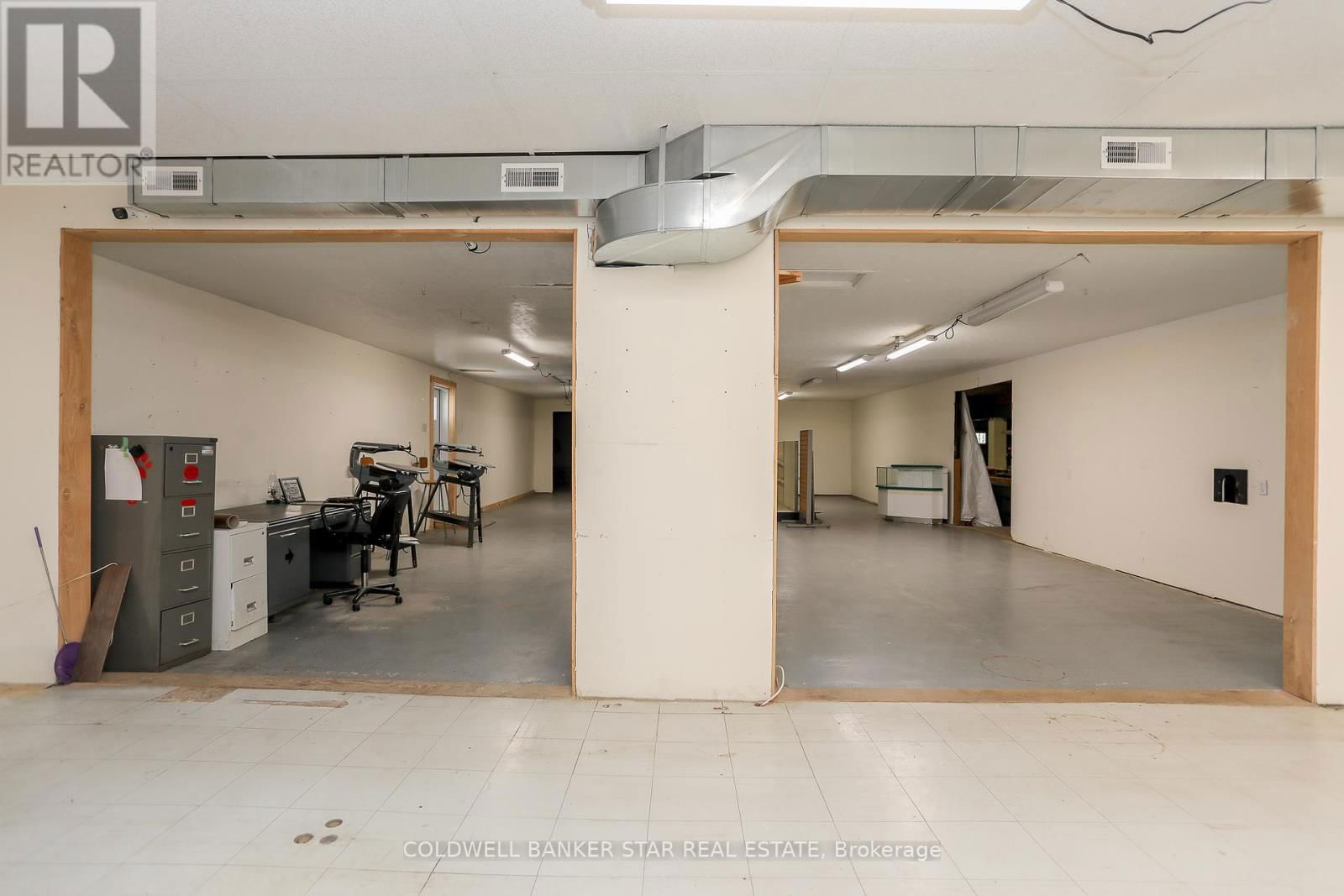 5048 IMPERIAL ROAD Image 12