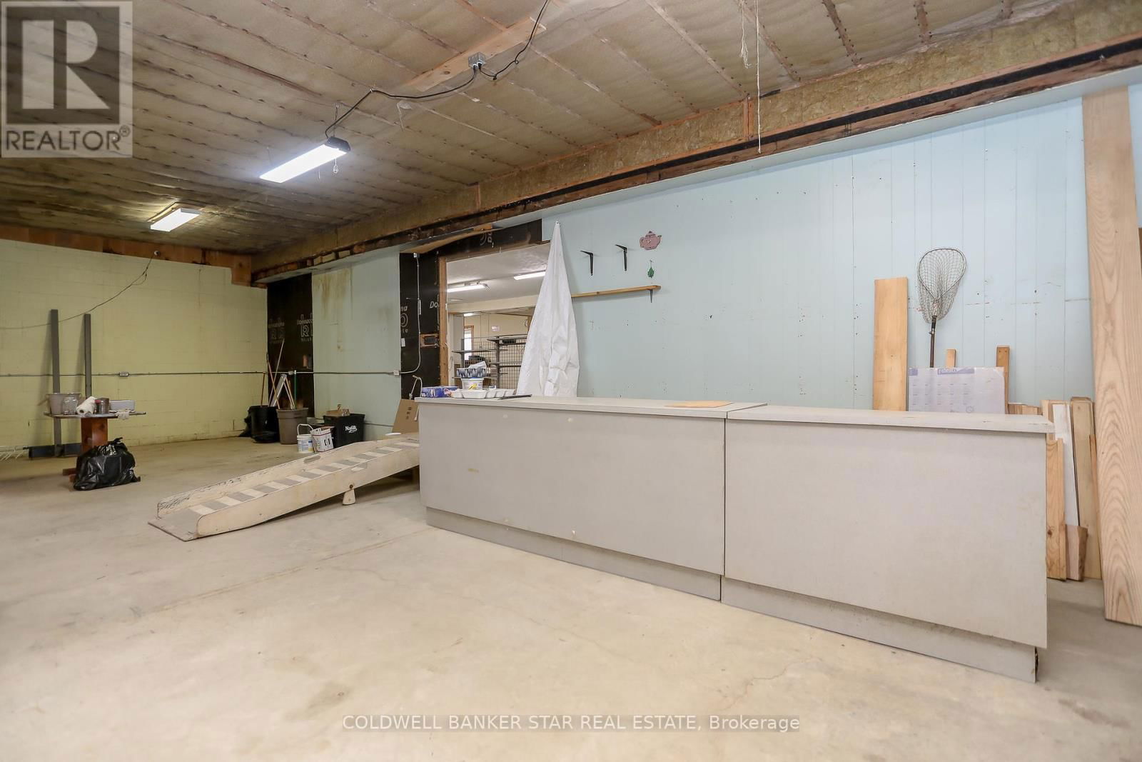 5048 IMPERIAL ROAD Image 27