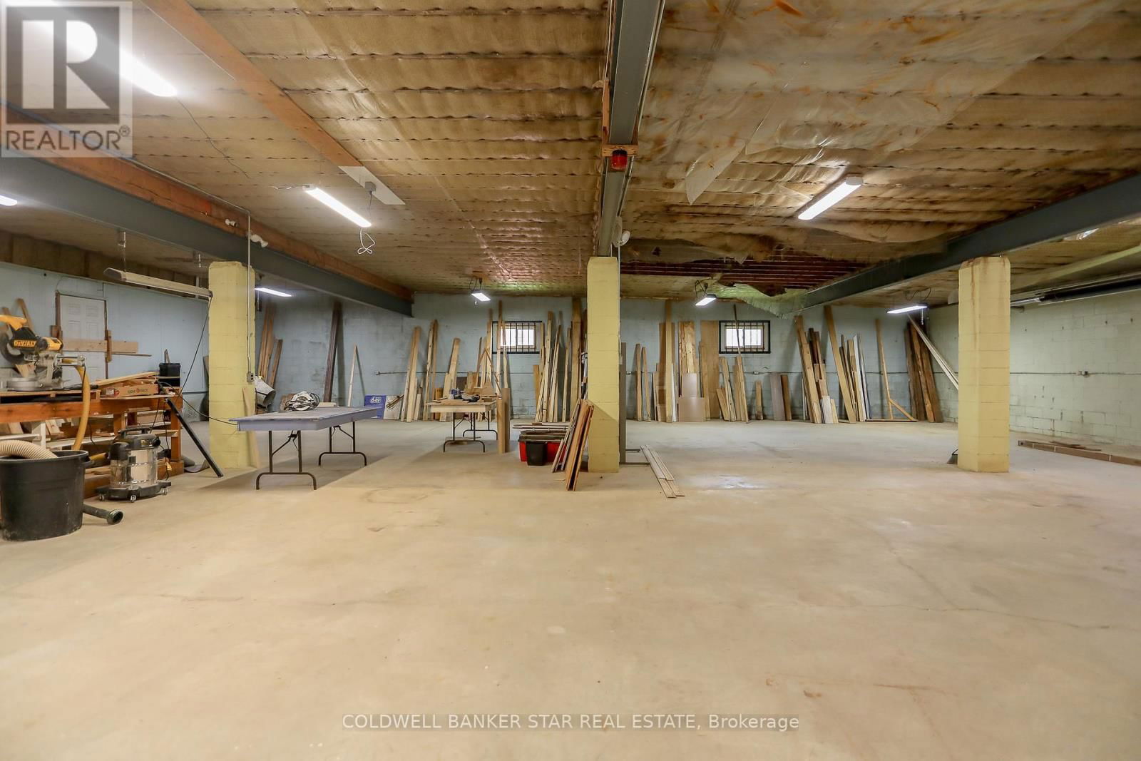 5048 IMPERIAL ROAD Image 28