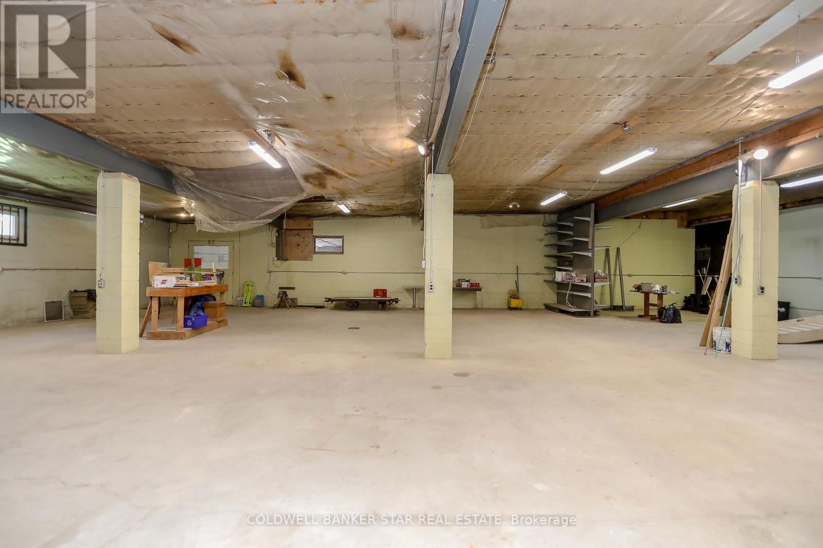 5048 IMPERIAL ROAD Image 31