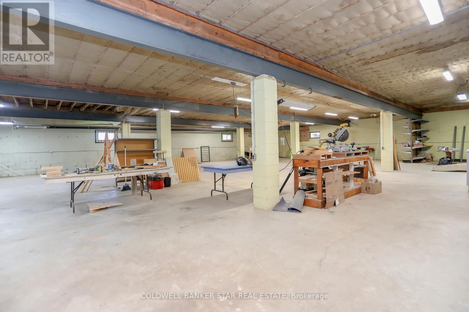 5048 IMPERIAL ROAD Image 32