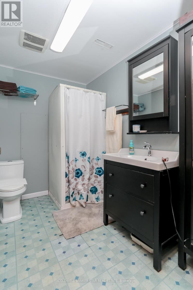 5048 IMPERIAL ROAD Image 41