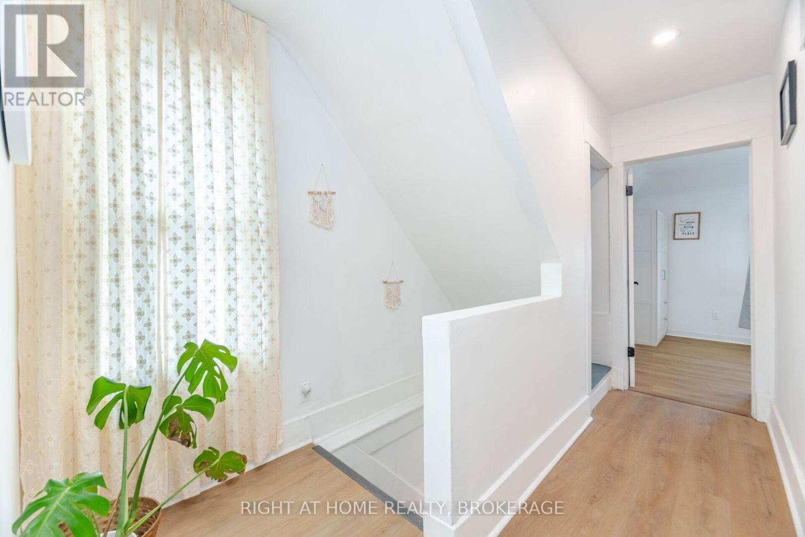 86 GLASGOW STREET Image 22