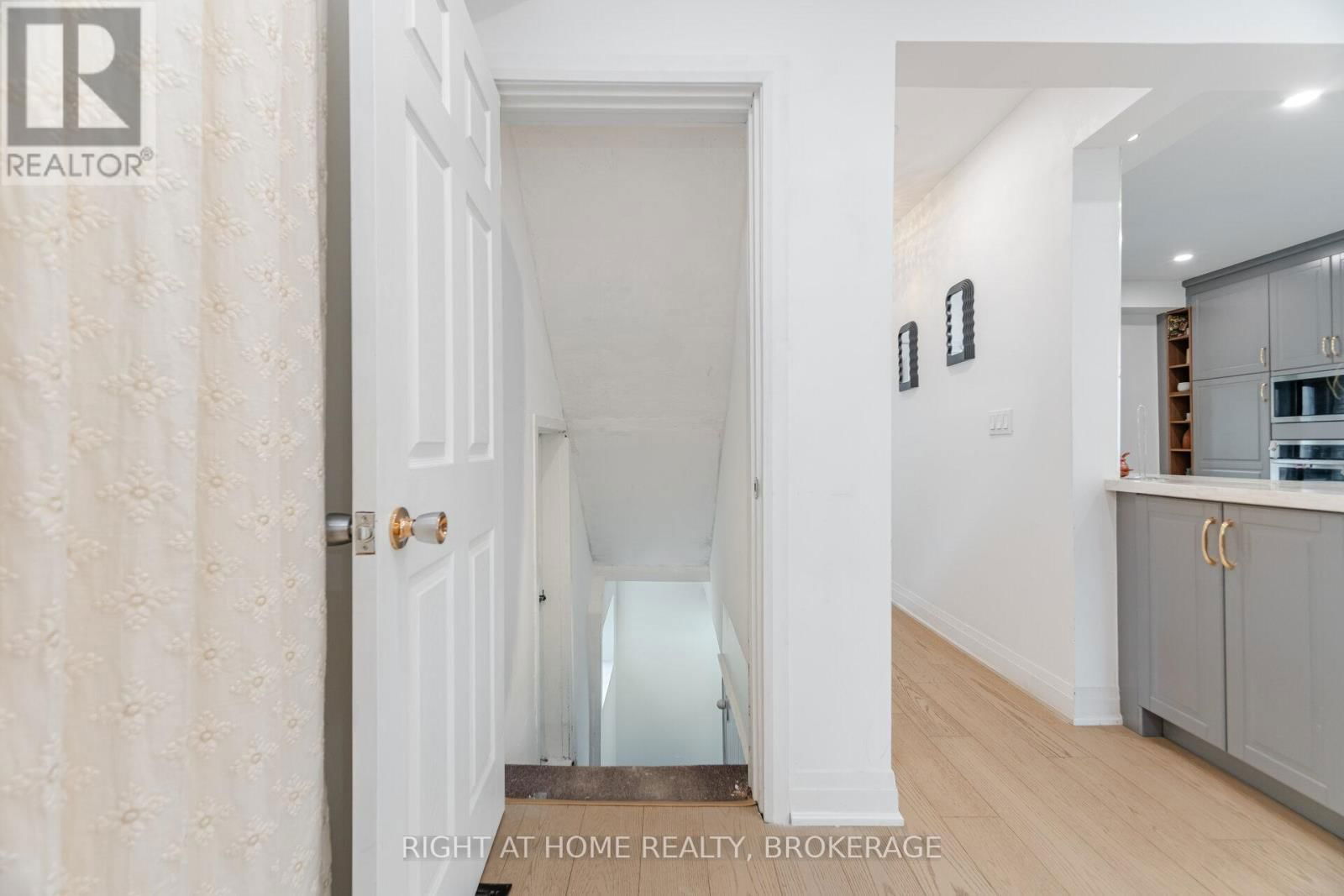 86 GLASGOW STREET Image 36