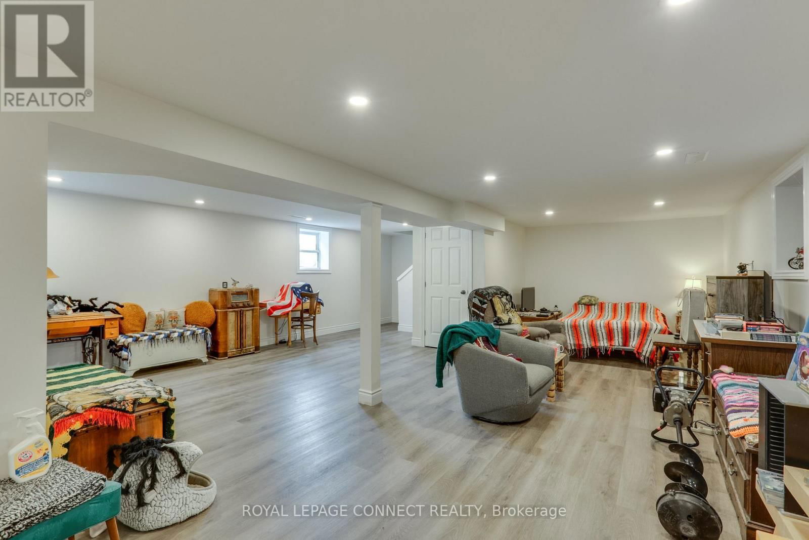35383 LAKE LINE Image 31