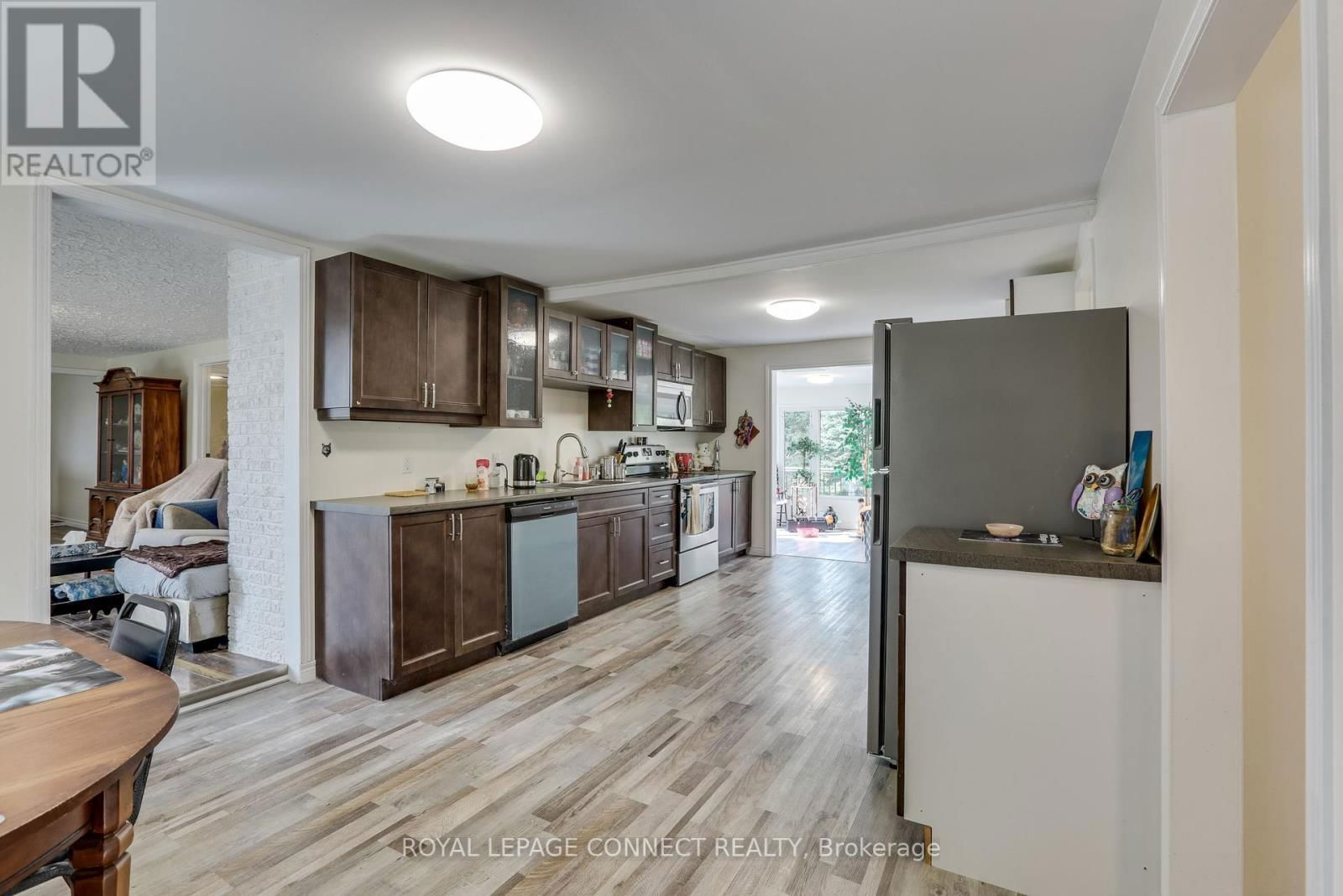 35383 LAKE LINE Image 7