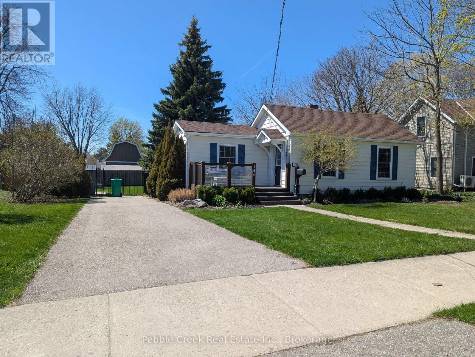 146 WELLINGTON STREET SOUTH Image 13