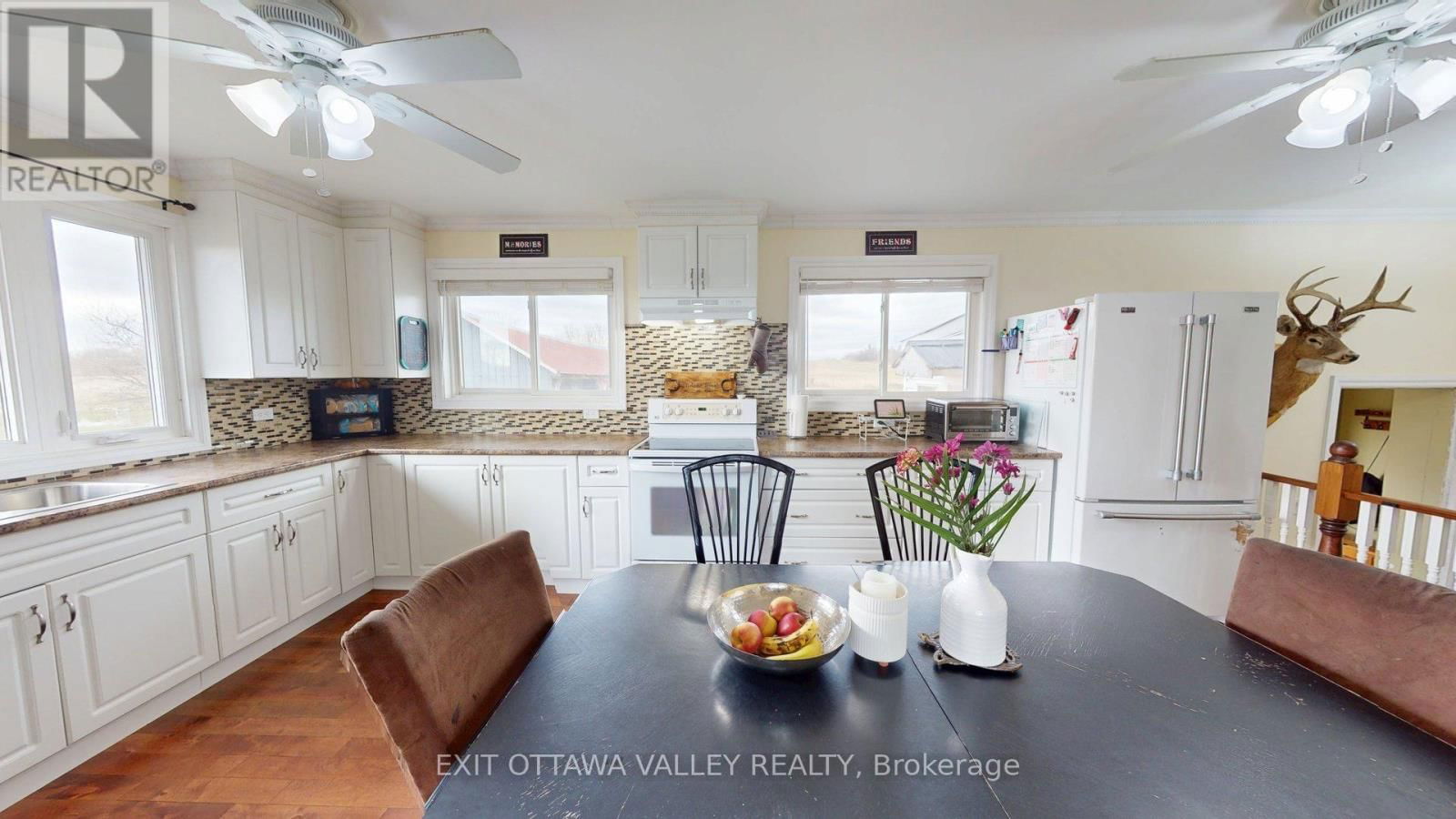 2047 LAPASSE ROAD Image 10