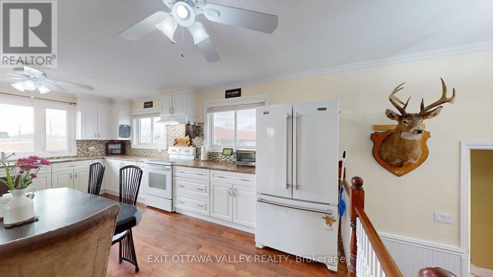 2047 LAPASSE ROAD Image 12