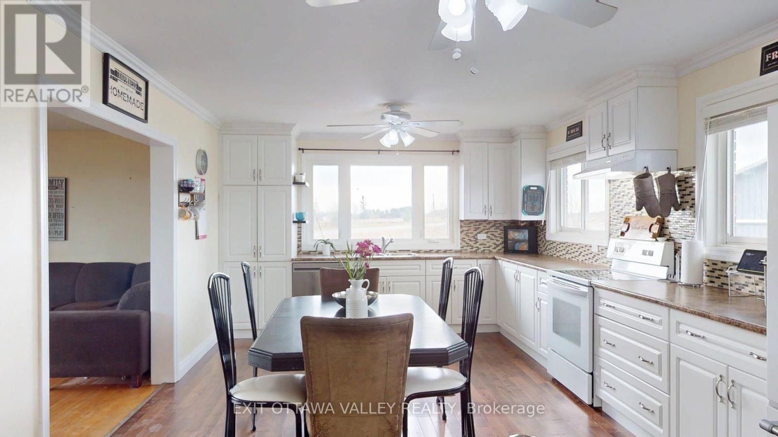 2047 LAPASSE ROAD Image 13