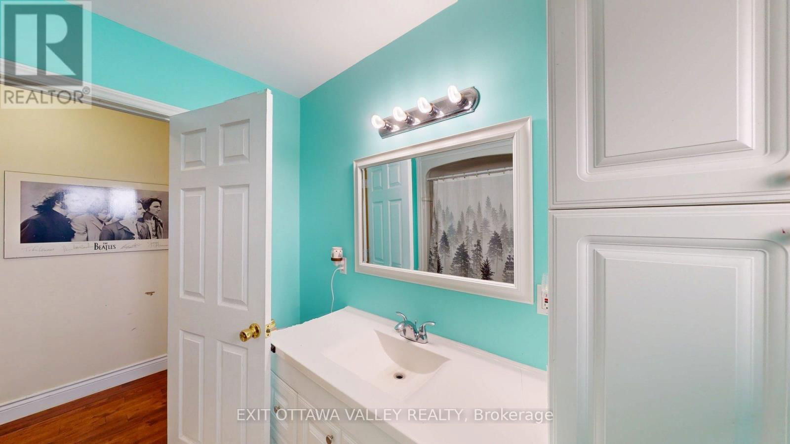 2047 LAPASSE ROAD Image 17