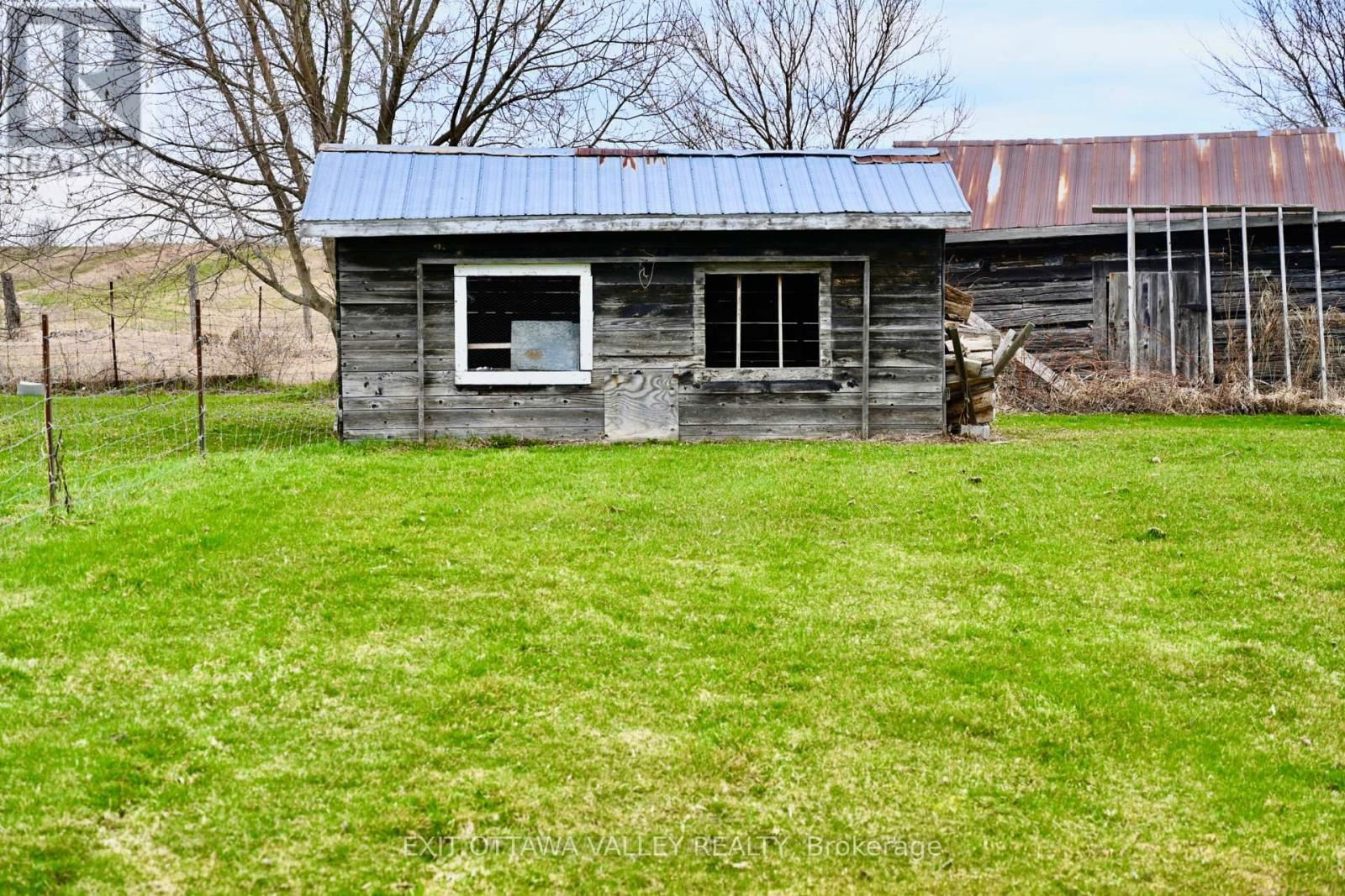 2047 LAPASSE ROAD Image 35